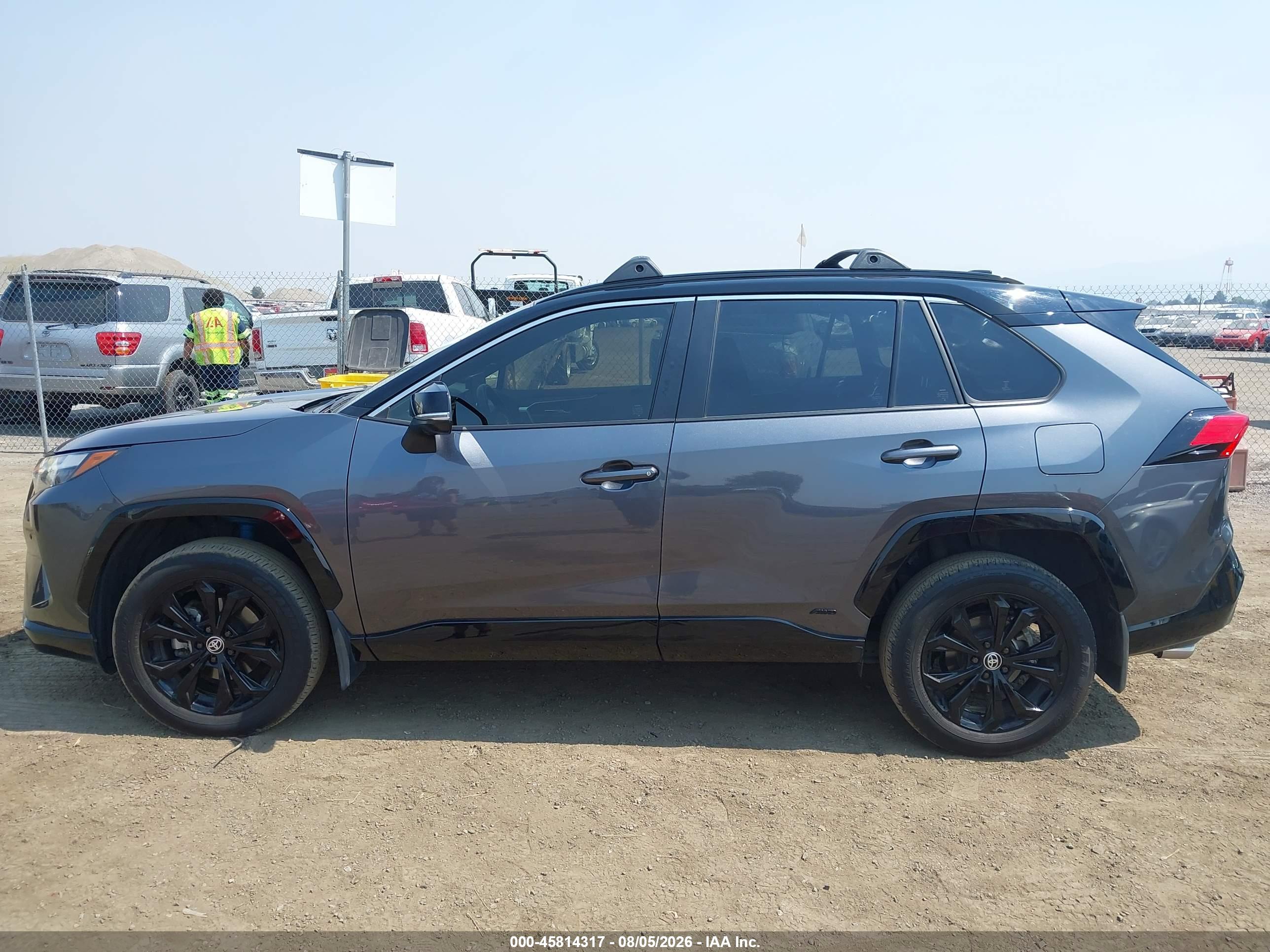 2024 TOYOTA RAV4 HYBRID XSE