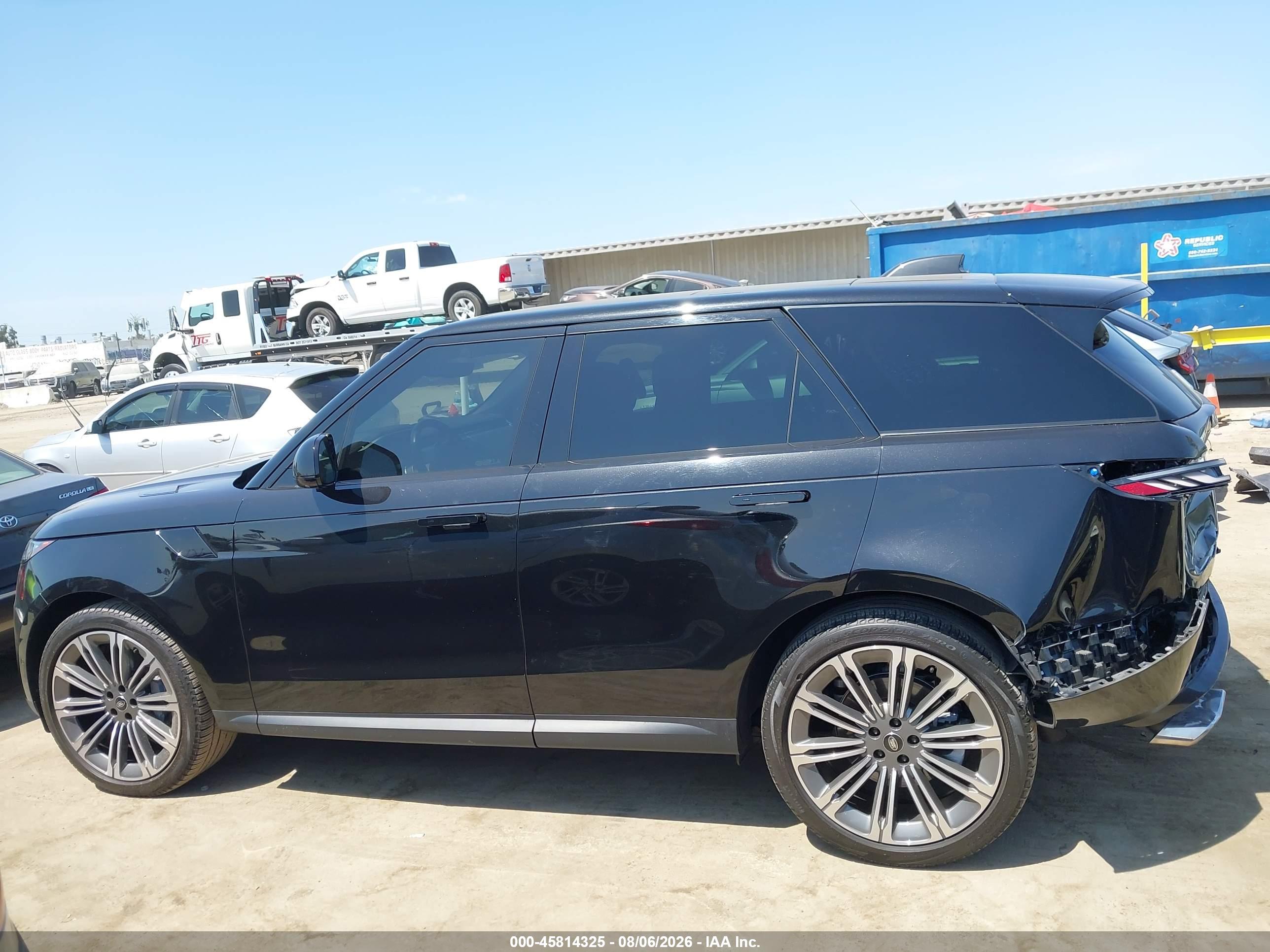 2024 LAND ROVER RANGE ROVER SPORT SE