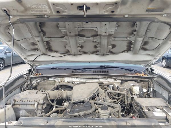 2016 TOYOTA TACOMA SR