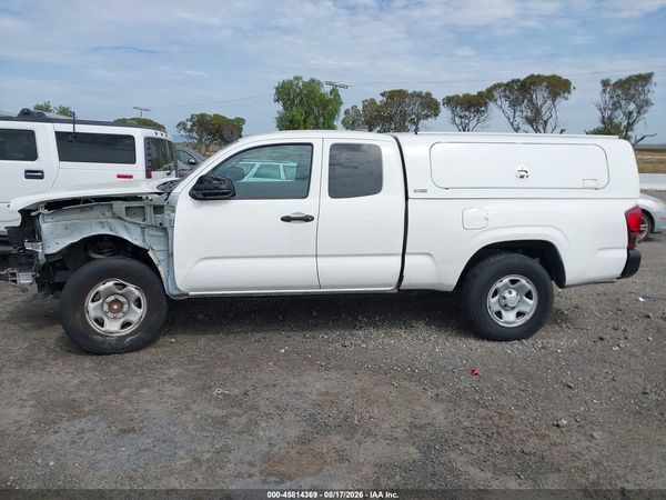 2022 TOYOTA TACOMA SR
