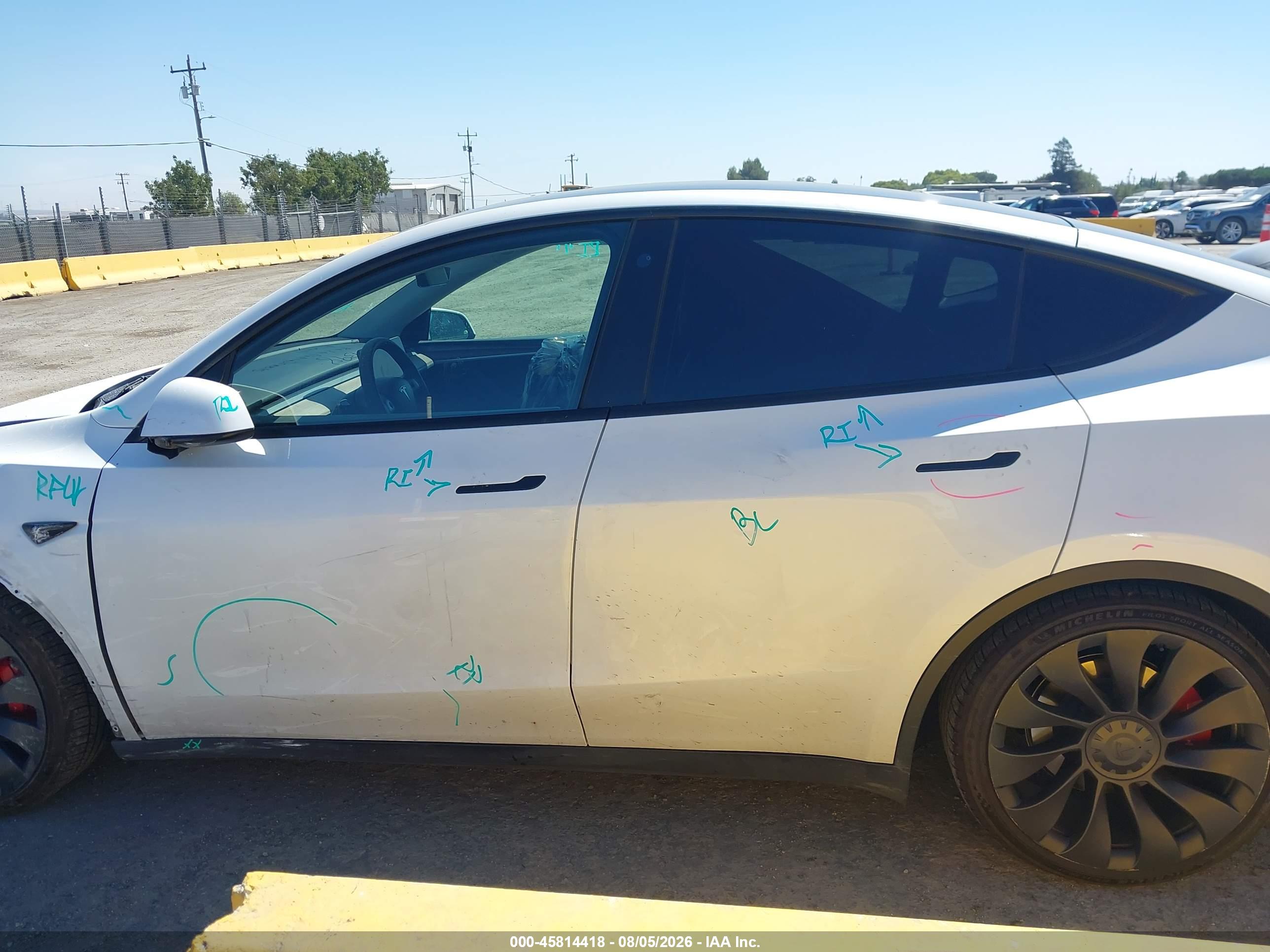 2023 TESLA MODEL Y