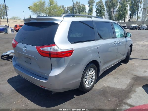 2016 TOYOTA SIENNA XLE PREMIUM 8 PASSENGER