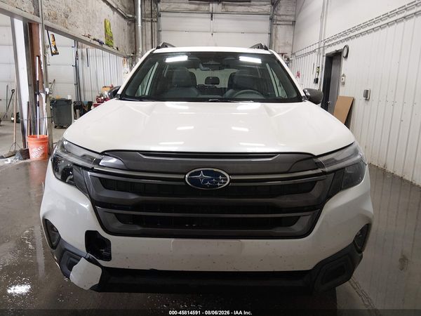 2025 SUBARU FORESTER LIMITED