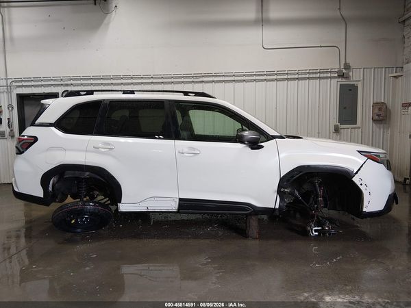 2025 SUBARU FORESTER LIMITED