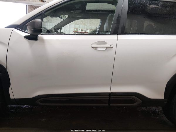 2025 SUBARU FORESTER LIMITED
