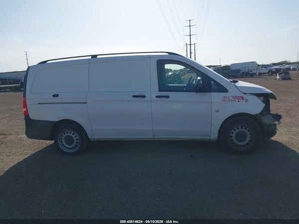 2018 MERCEDES-BENZ METRIS