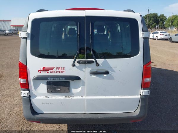 2018 MERCEDES-BENZ METRIS