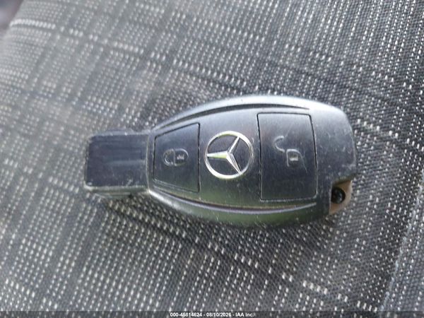 2018 MERCEDES-BENZ METRIS