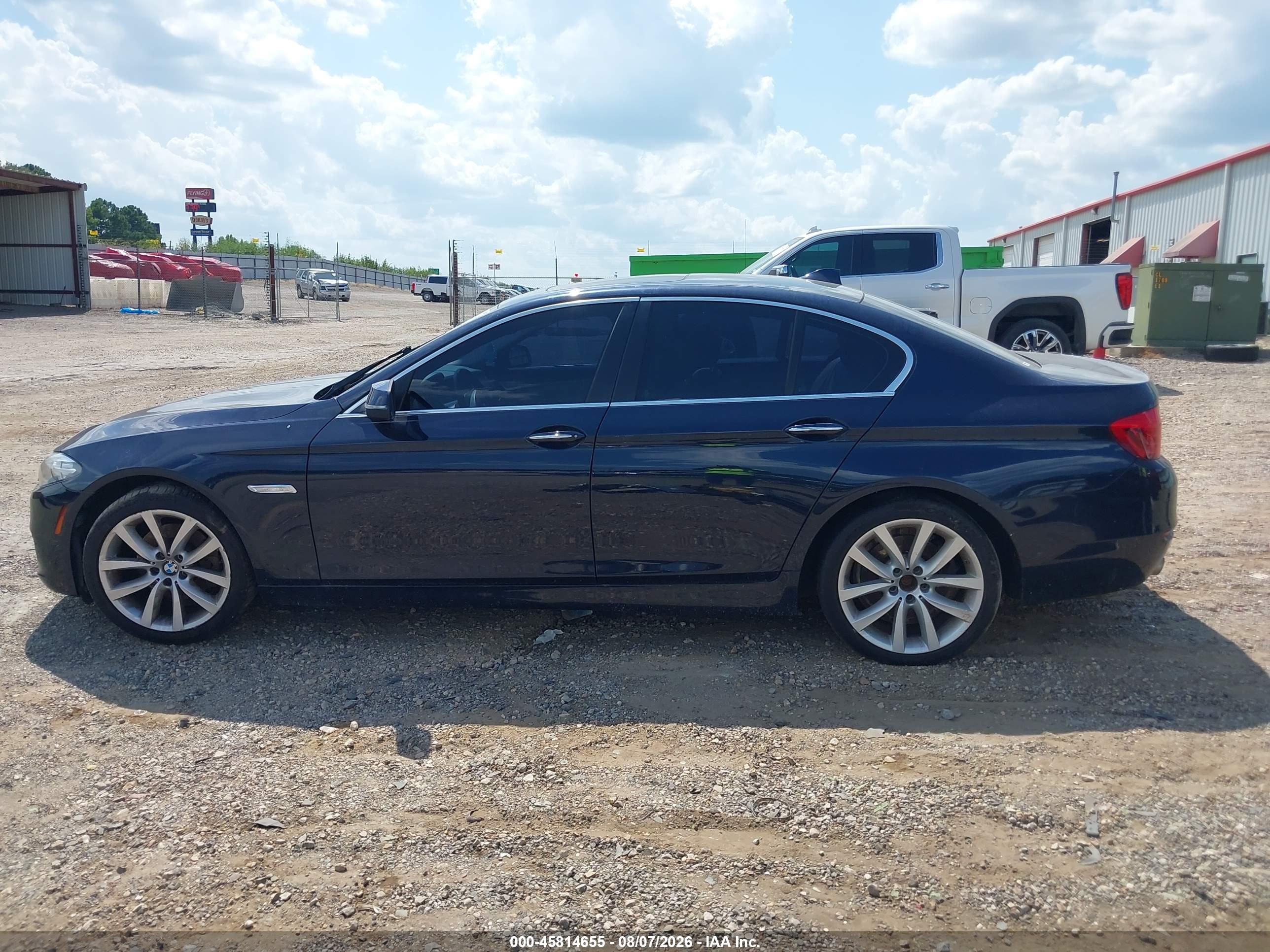 2015 BMW 528I