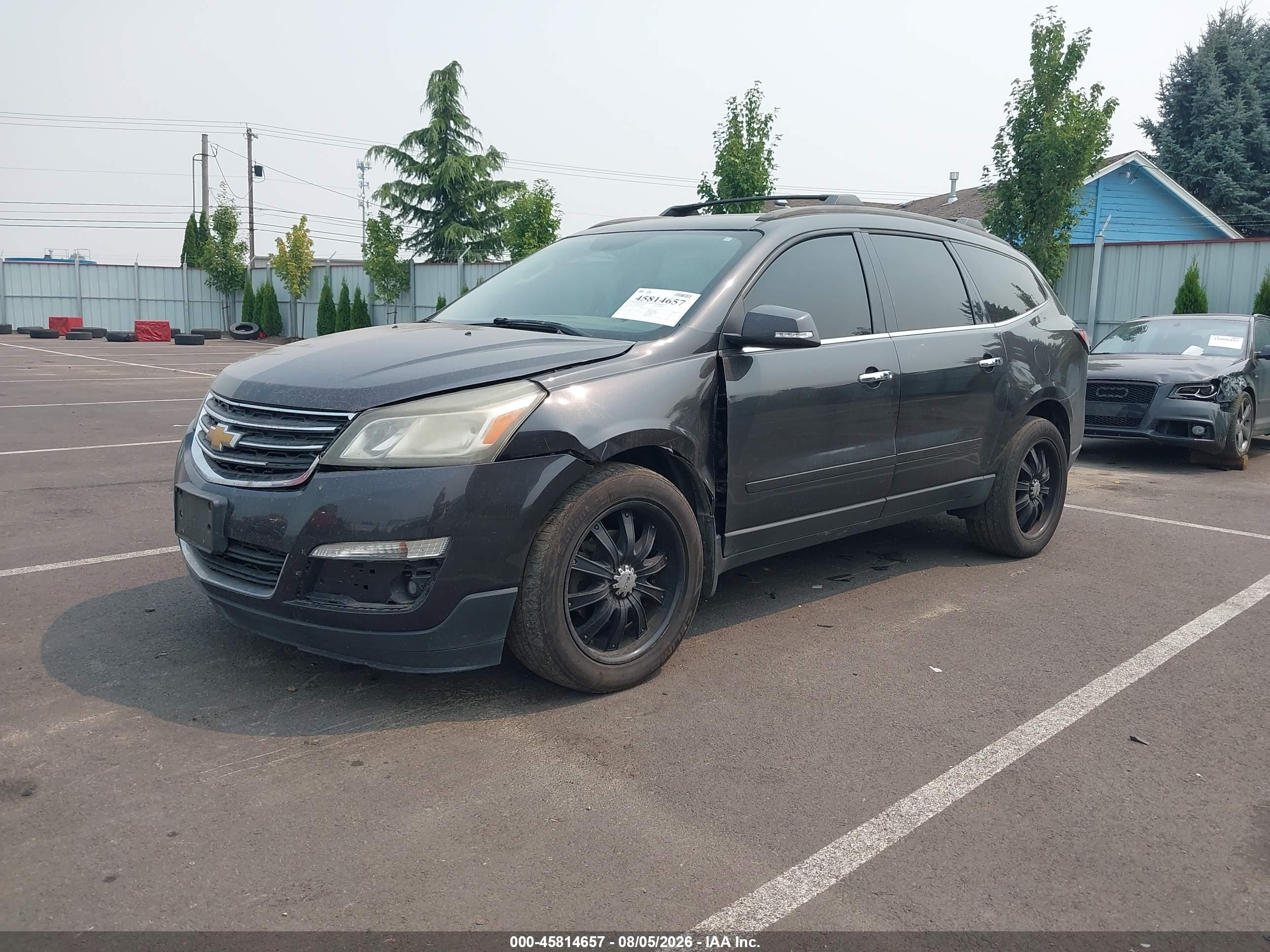 2013 CHEVROLET TRAVERSE LT — I2