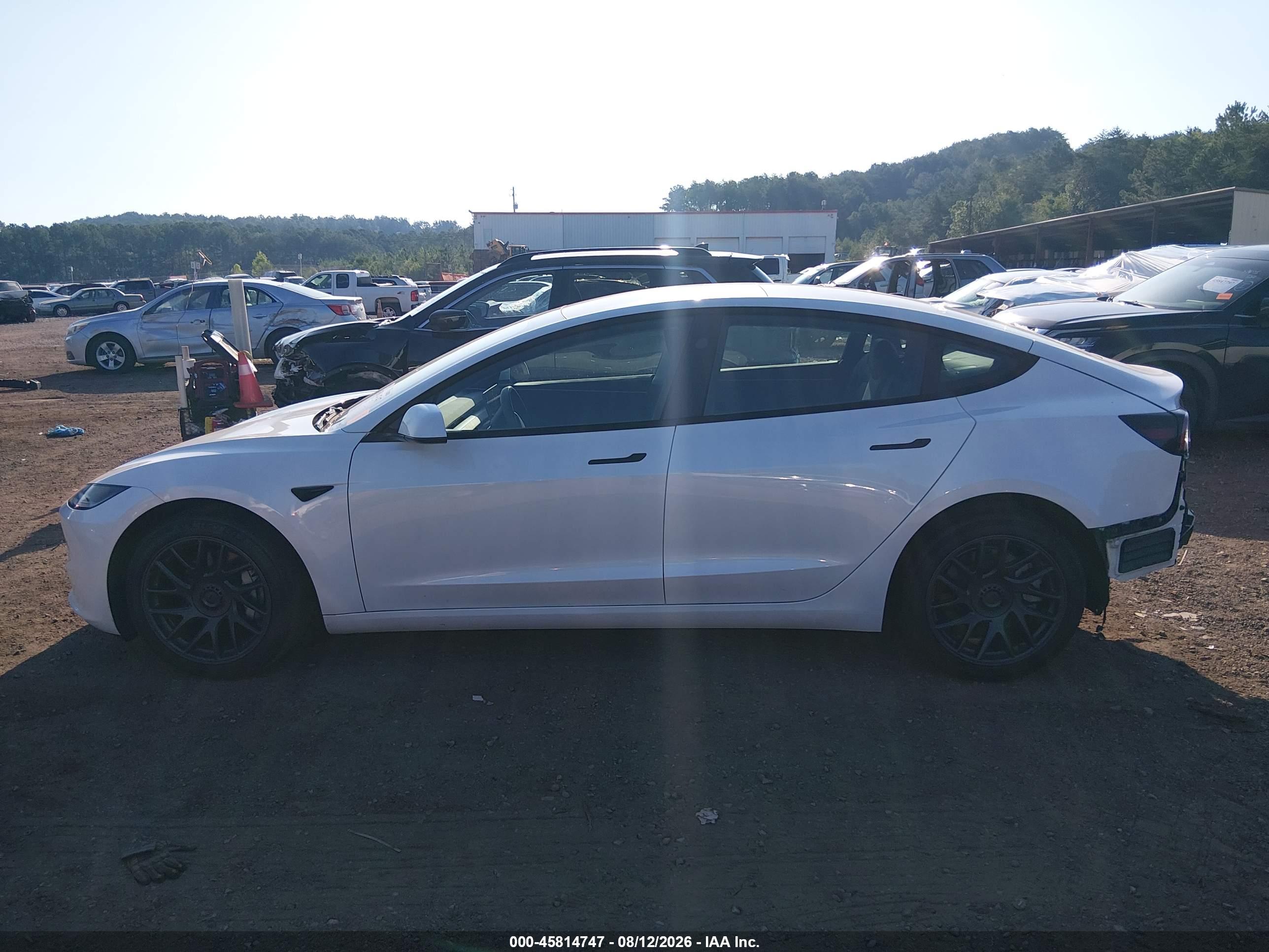 2025 TESLA MODEL 3