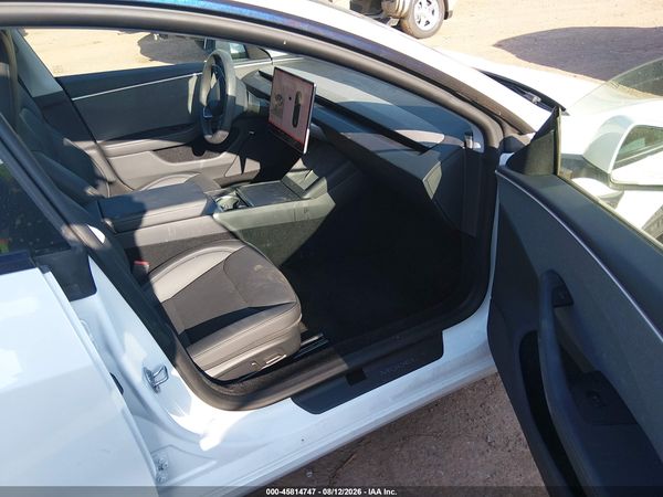 2025 TESLA MODEL 3