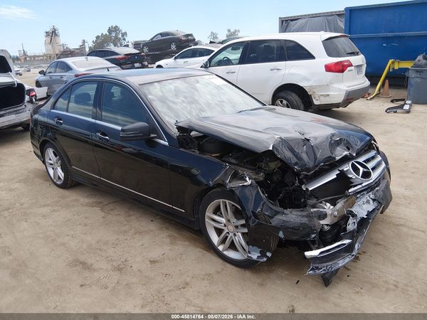 2013 MERCEDES-BENZ C 250 SPORT