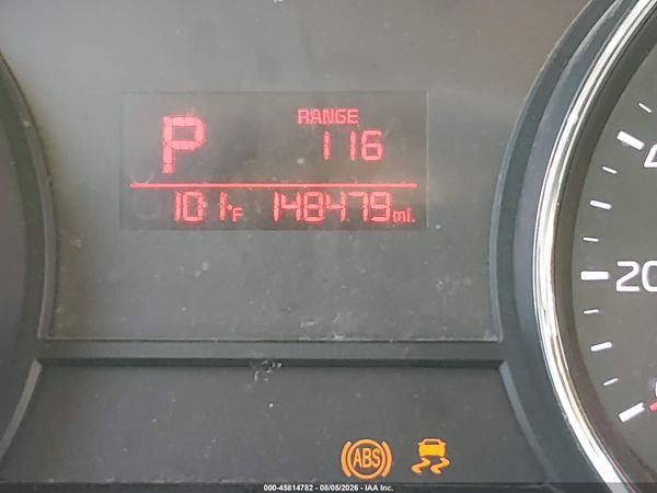 2016 KIA SEDONA LX