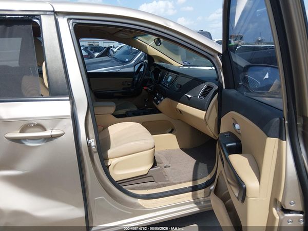 2016 KIA SEDONA LX