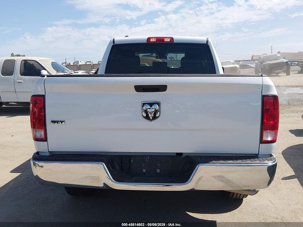 2024 RAM 1500 CLASSIC SLT  4X2 6'4 BOX