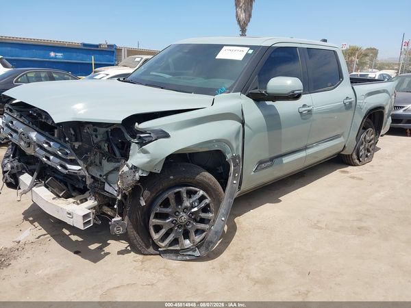 2025 TOYOTA TUNDRA PLATINUM