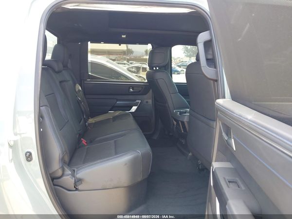 2025 TOYOTA TUNDRA PLATINUM