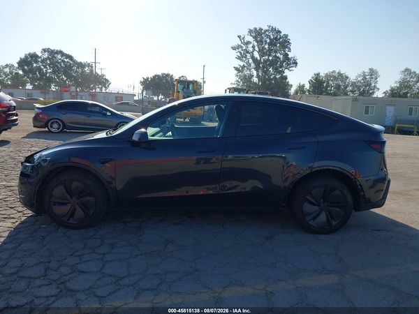 2026 TESLA MODEL Y