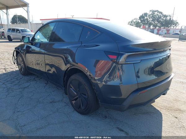 2026 TESLA MODEL Y