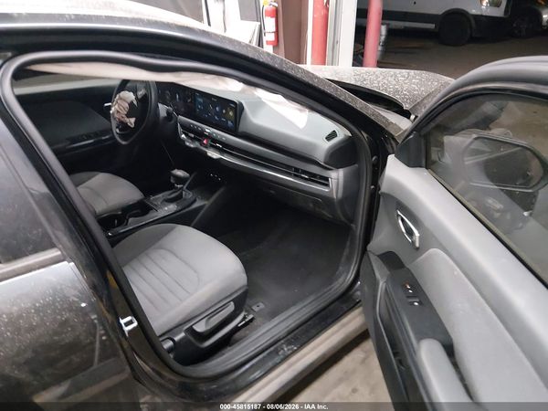2025 KIA K4 EX