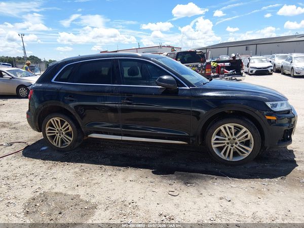 2020 AUDI Q5