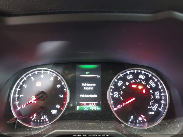 2020 TOYOTA RAV4 LE