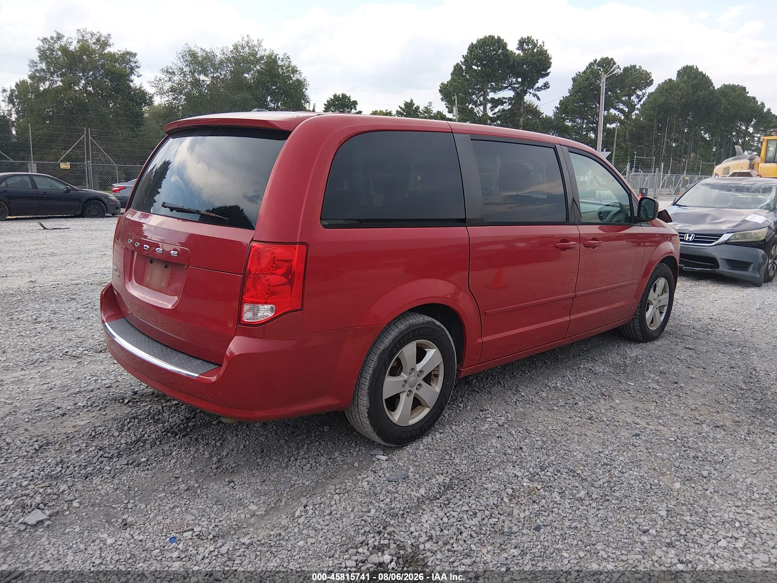 2013 DODGE GRAND CARAVAN SE — I4