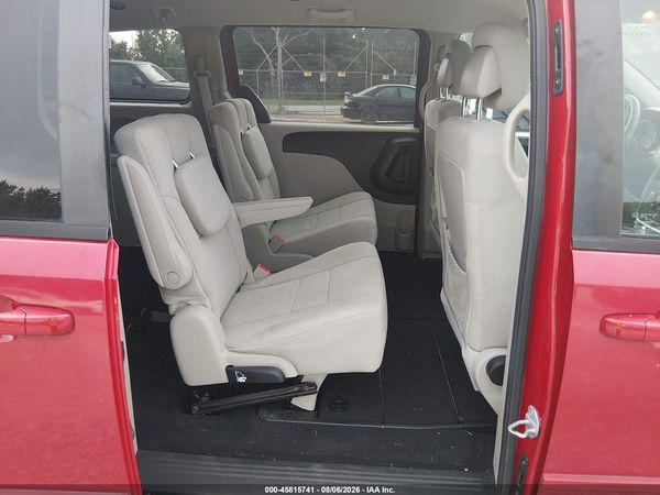 2013 DODGE GRAND CARAVAN SE — I8
