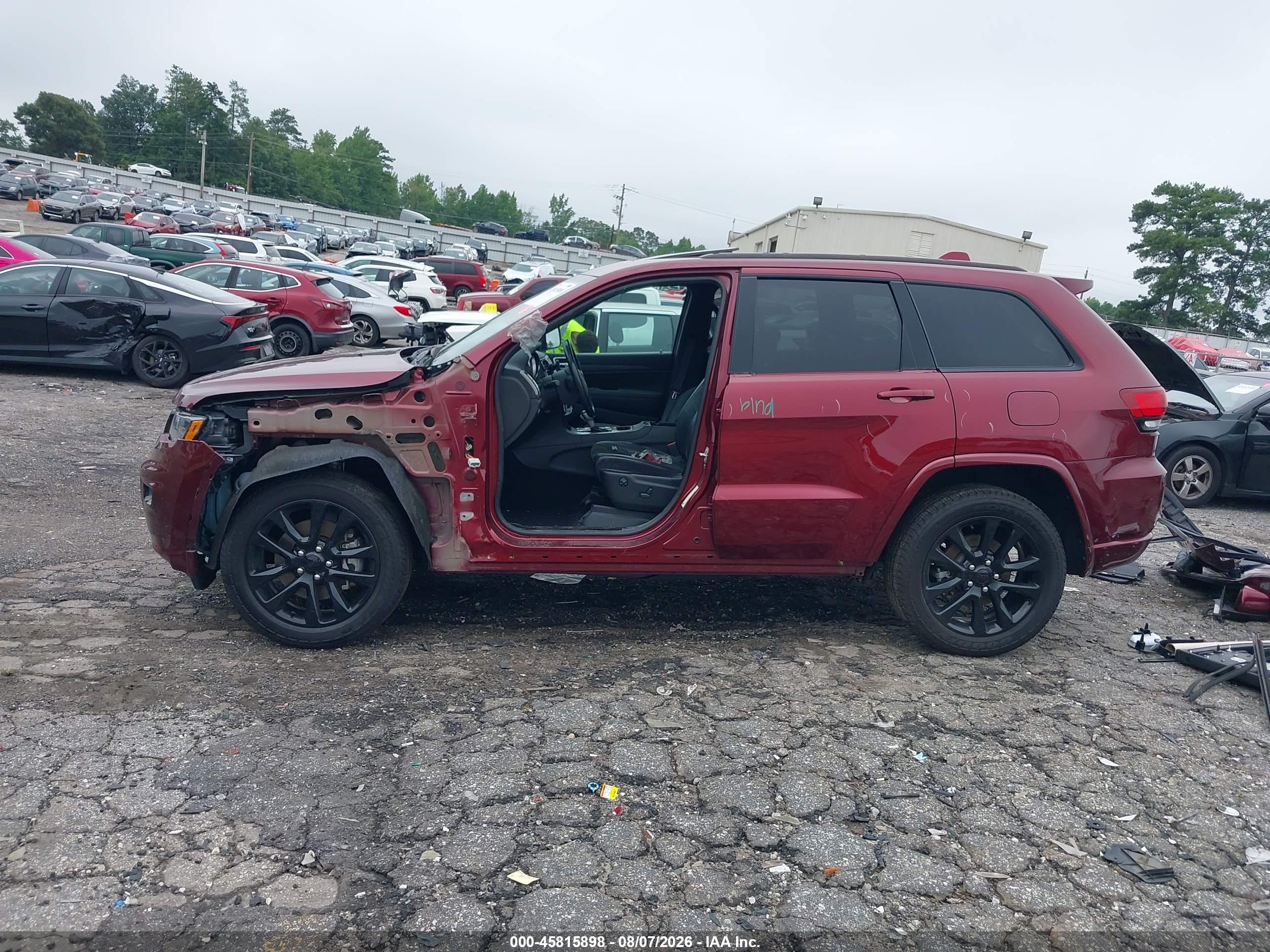 2021 JEEP GRAND CHEROKEE LAREDO X 4X2