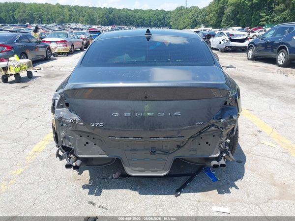 2022 GENESIS G70 3.3T RWD