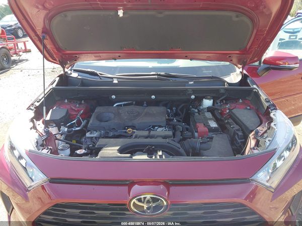2021 TOYOTA RAV4 LE