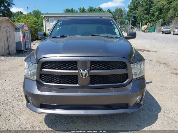 2018 RAM 1500 EXPRESS  4X4 5'7 BOX