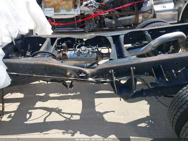 2024 RAM 5500 CHASSIS TRADESMAN/SLT