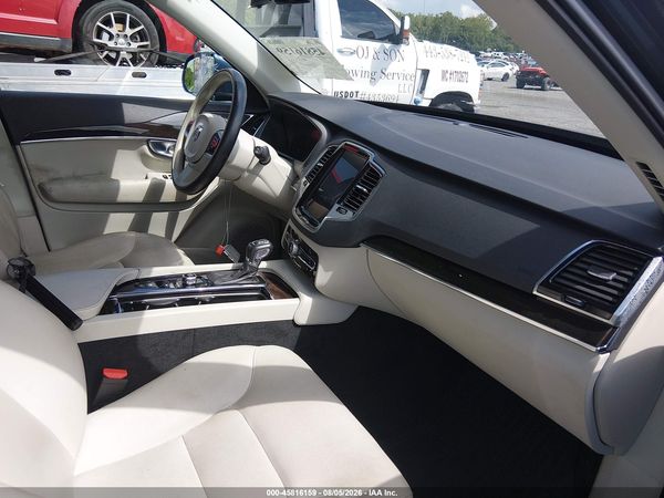 2018 VOLVO XC90 T6 MOMENTUM