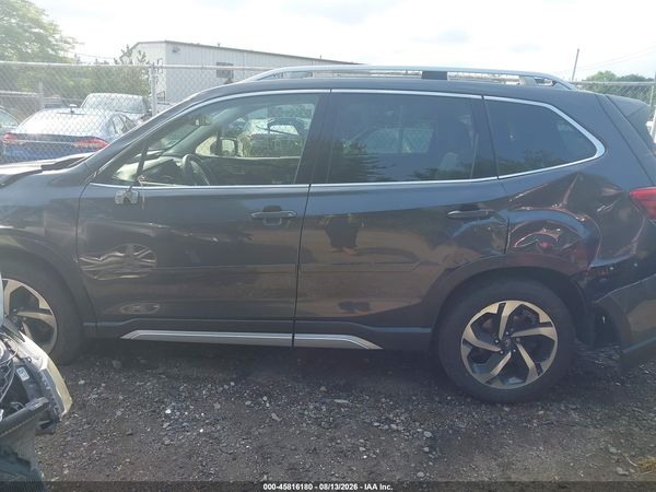 2023 SUBARU FORESTER TOURING — I117