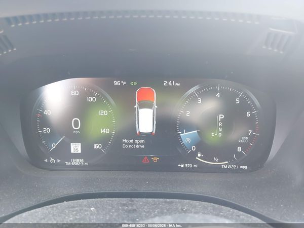2018 VOLVO XC60 T6 MOMENTUM