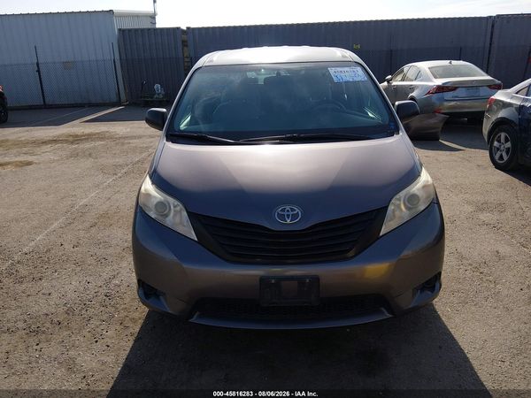 2017 TOYOTA SIENNA L 7 PASSENGER