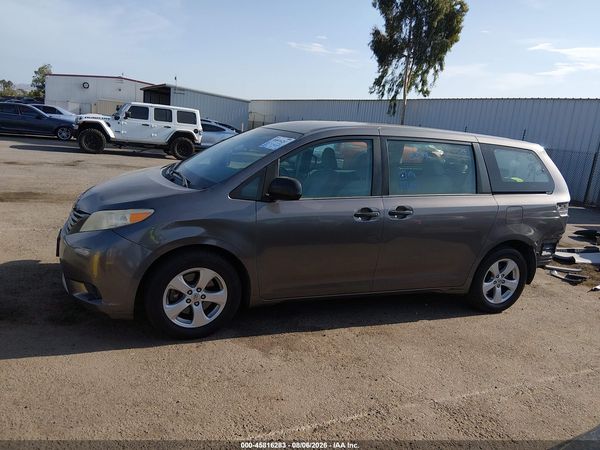 2017 TOYOTA SIENNA L 7 PASSENGER