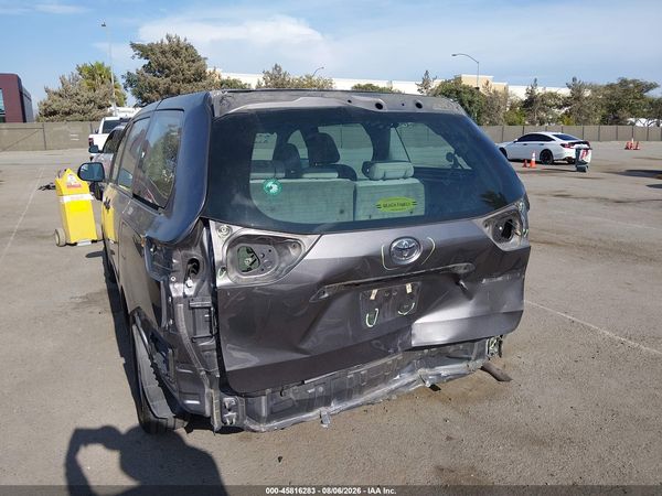 2017 TOYOTA SIENNA L 7 PASSENGER