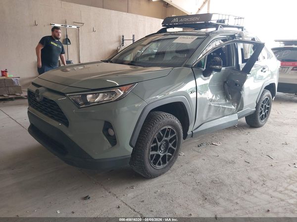 2021 TOYOTA RAV4 XLE