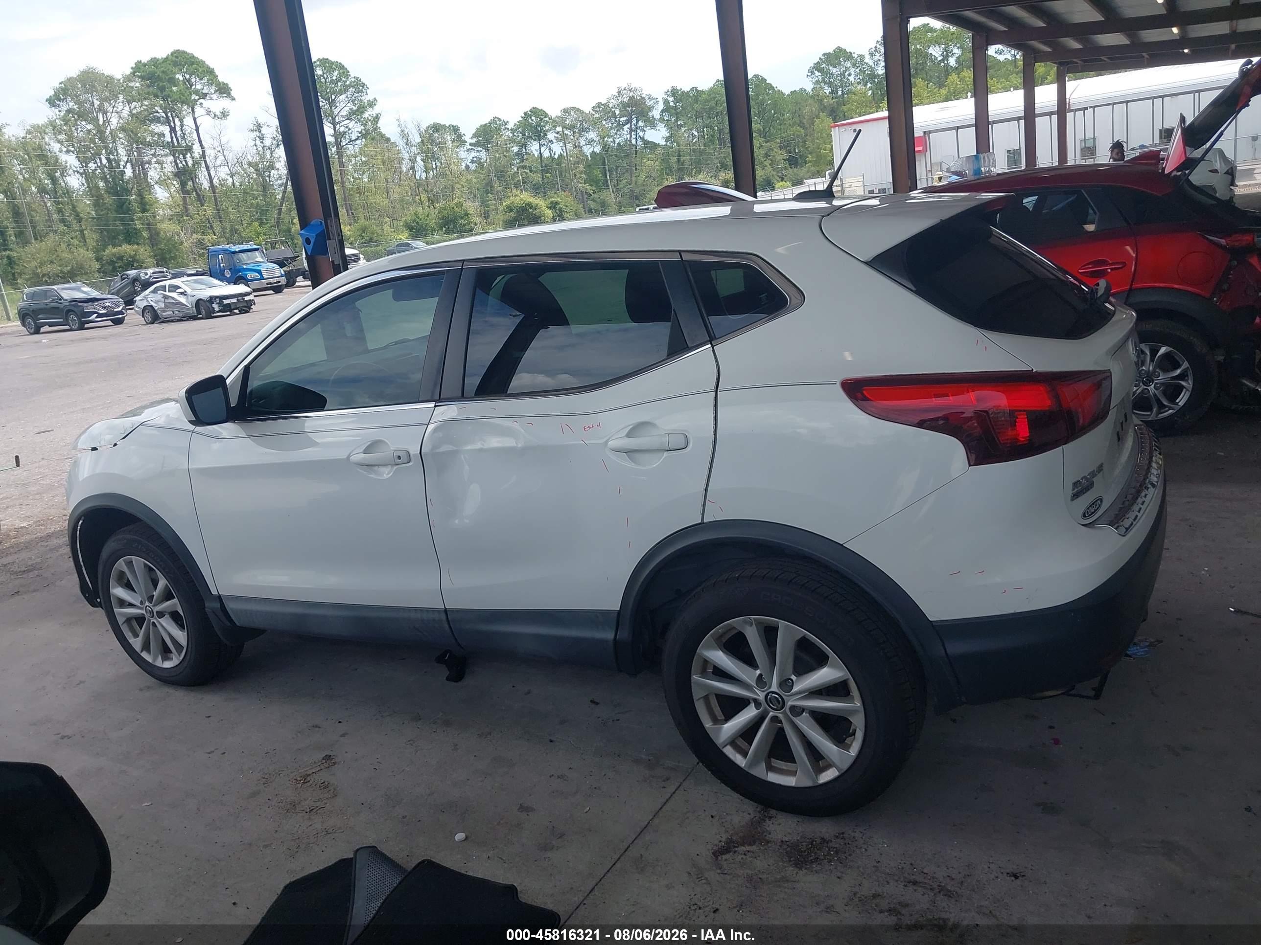 2019 NISSAN ROGUE SPORT S