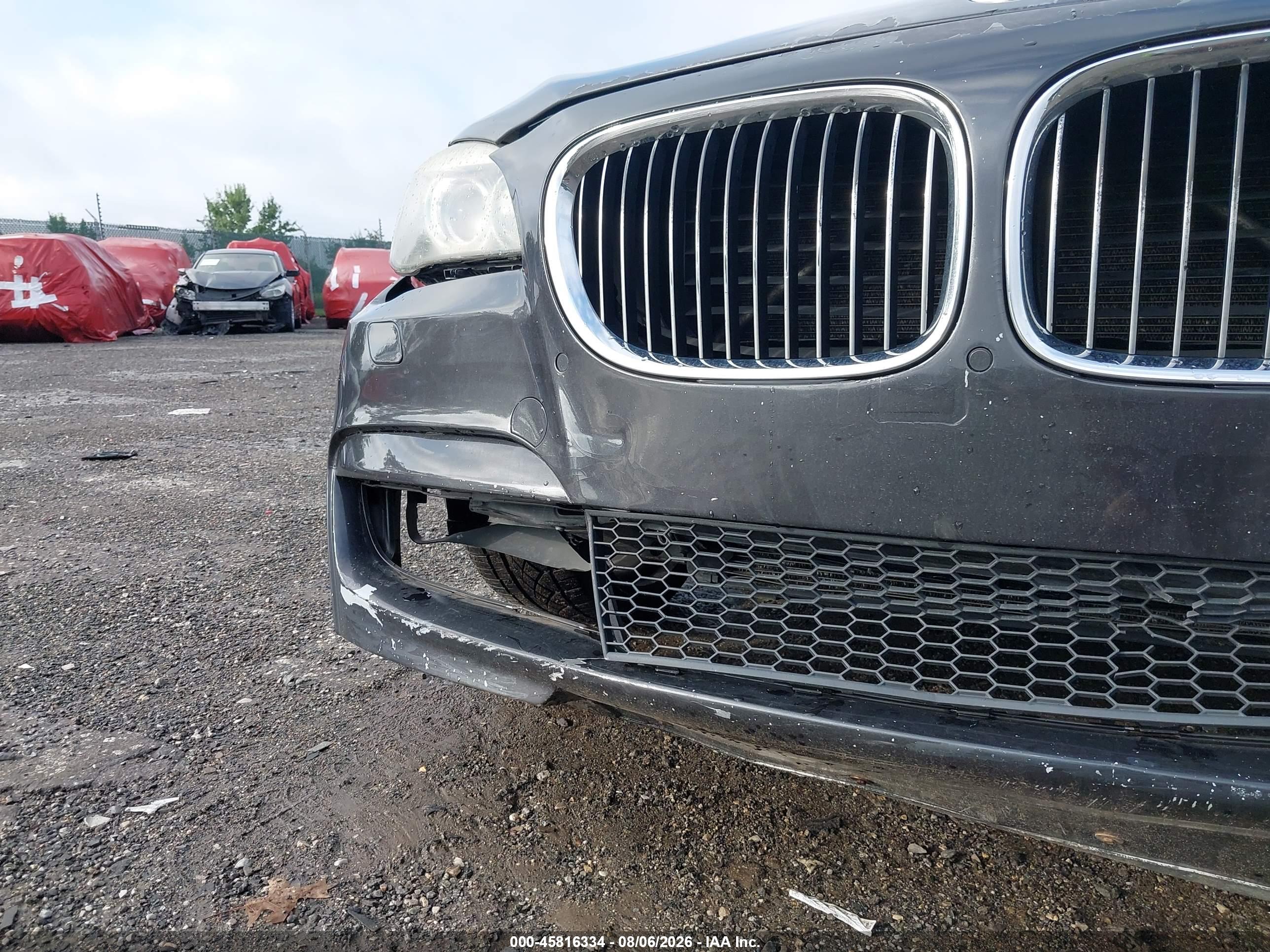 2012 BMW 740I