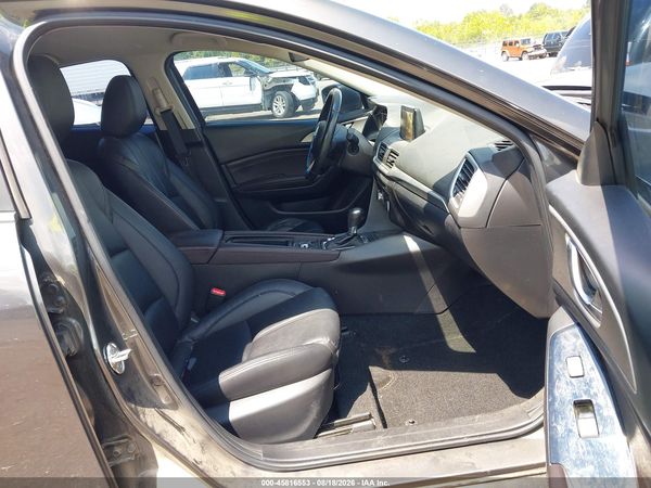 2017 MAZDA MAZDA3 TOURING
