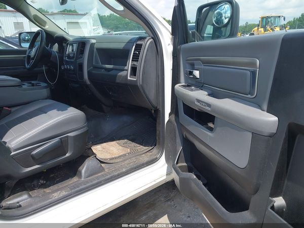 2019 RAM 1500 CLASSIC TRADESMAN  4X2 8' BOX