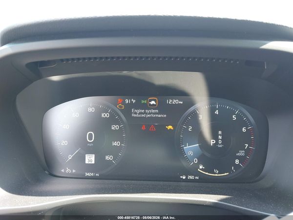 2022 VOLVO XC40 T5 R-DESIGN