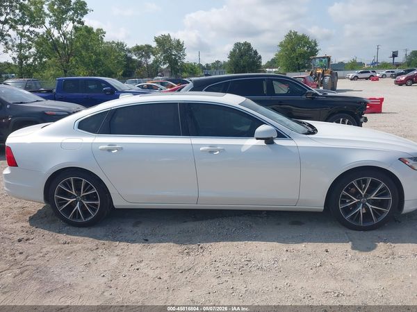 2018 VOLVO S90 T5 MOMENTUM