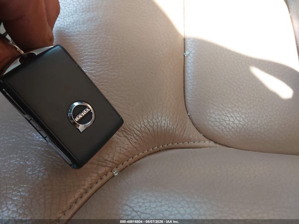 2018 VOLVO S90 T5 MOMENTUM