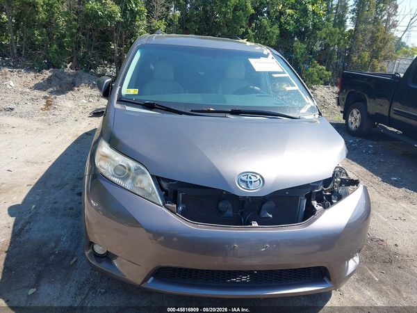 2012 TOYOTA SIENNA XLE 7 PASSENGER — I115