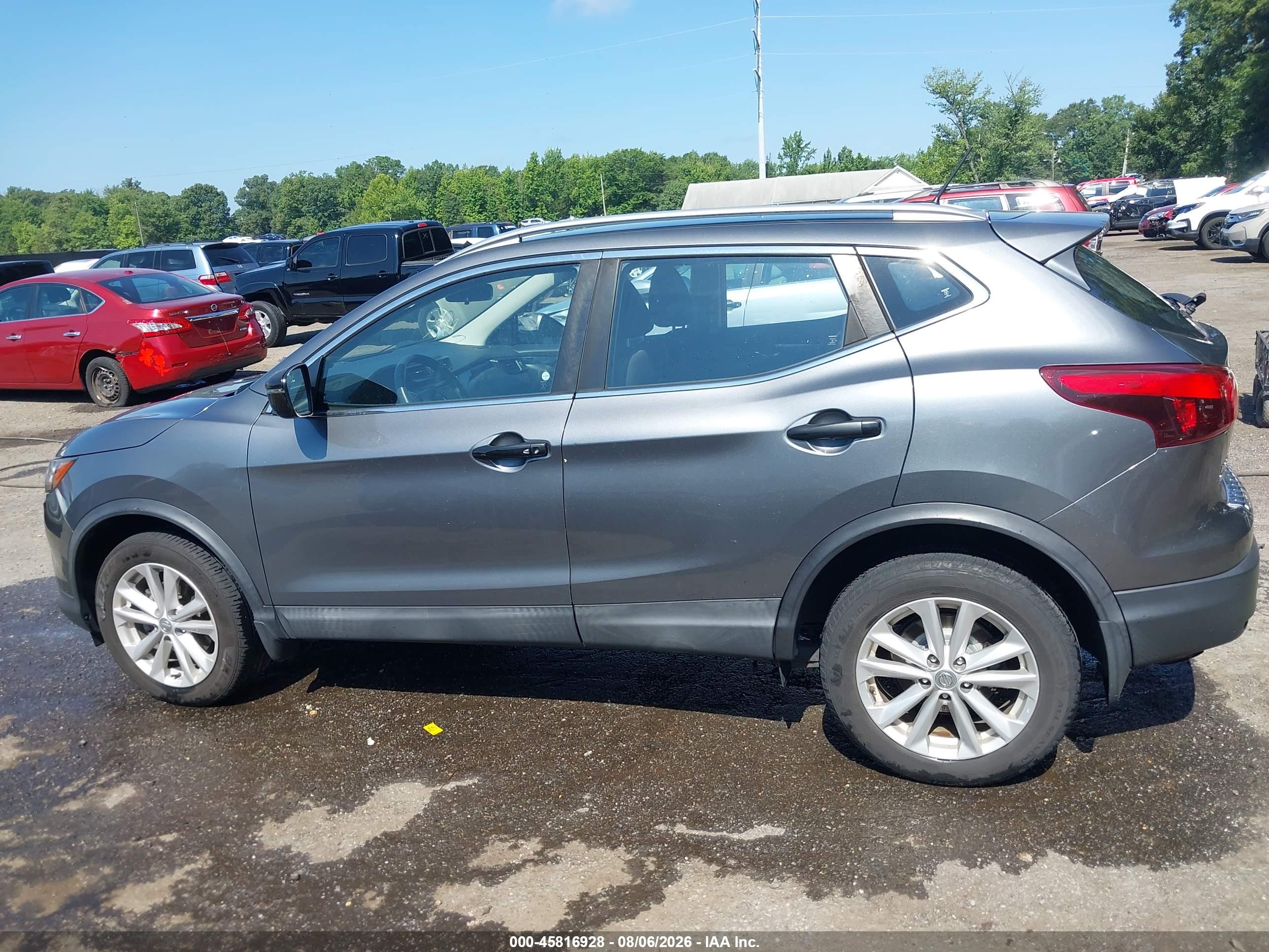 2018 NISSAN ROGUE SPORT SV